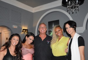 Life on Marbs cast at bar Arcos