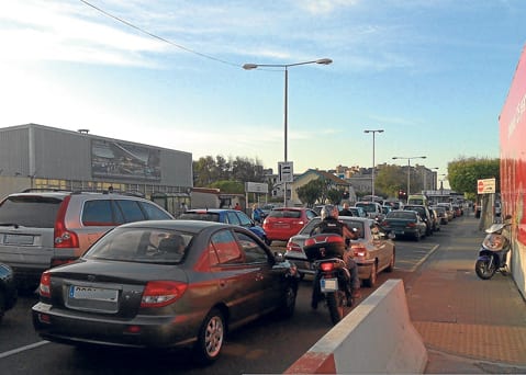 motorists in Gibraltar waiting up to three hours to get off rock