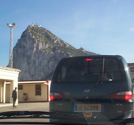 EU attempts to calm border row between gibraltar and spain