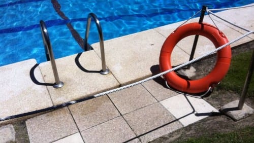 anos muere ahogado piscina particular TINIMA   e