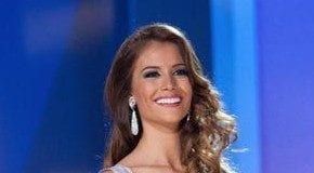 Miss Spain hopeful suffers embarrassing 'nip slip' during catwalk