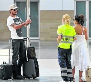 eva longoria malaga train station