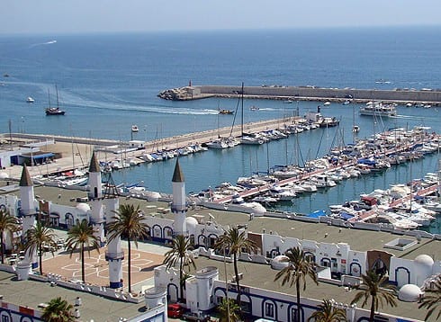 fuenirola port e