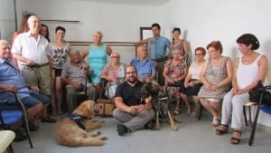 Nerja residents with therapy dogs