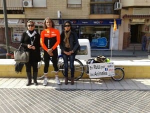 Antonio Moreno’s En Ruta Por Los Animales campaign 