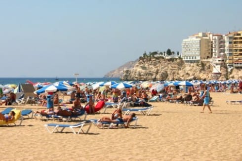 holiday tourism spain e