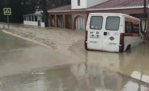 PANIC: Flooding hits Vejer