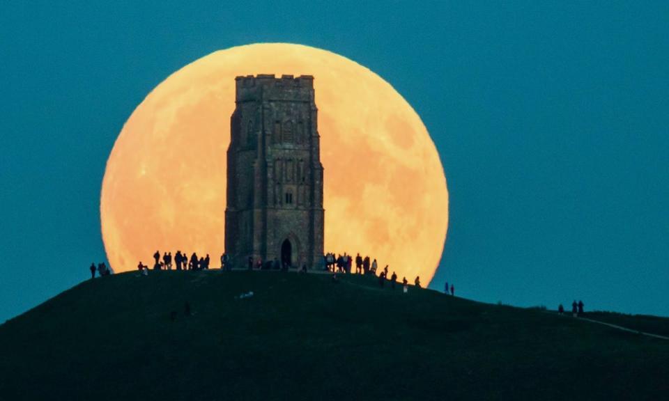 supermoon tonight