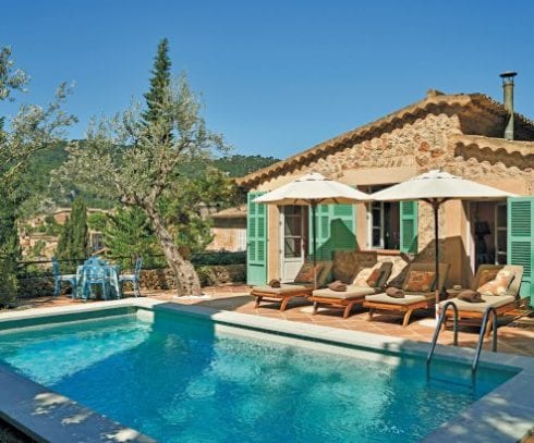 suite pool deia