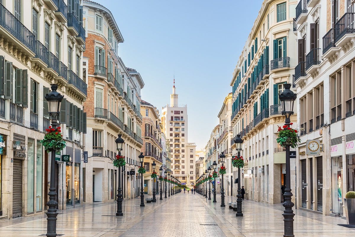 Spain's retail meccas: Paseo de Gracia, the 'new' most expensive street in  Spain — idealista