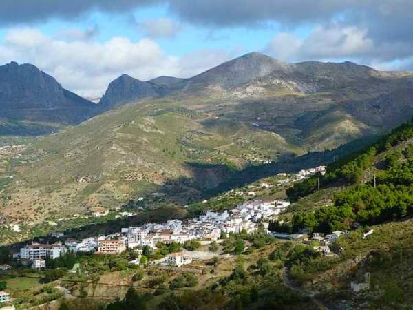 Alcaucin Pueblo Blanco Malaga 3107 5