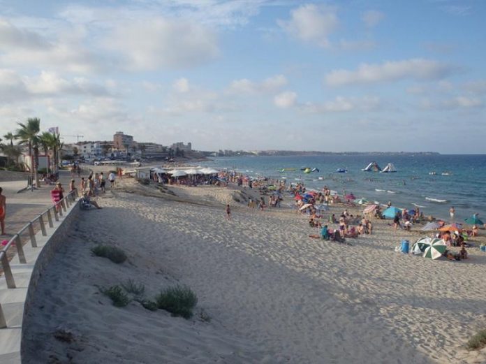 Costa Blanca council lets nature help in urgent beach restoration ...