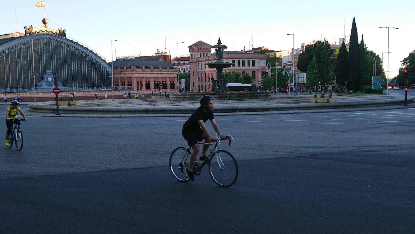 How residents in Madrid dealt with the first week of partial de ...