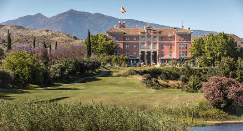 Bargains and discounts for hotels on Spain's Costa del Sol as bosses ...