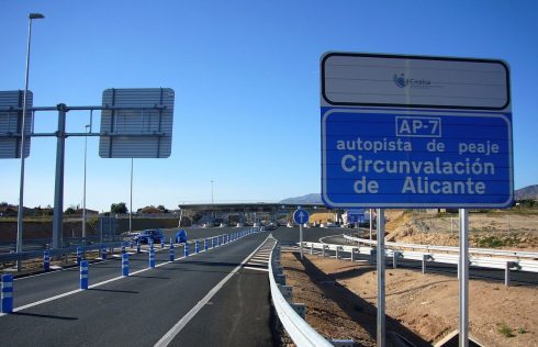 Spain refuses to make the AP-7 toll road free along the Costa del Sol despite horrendous daily traffic jams - but WILL open up a toll road in Alicante