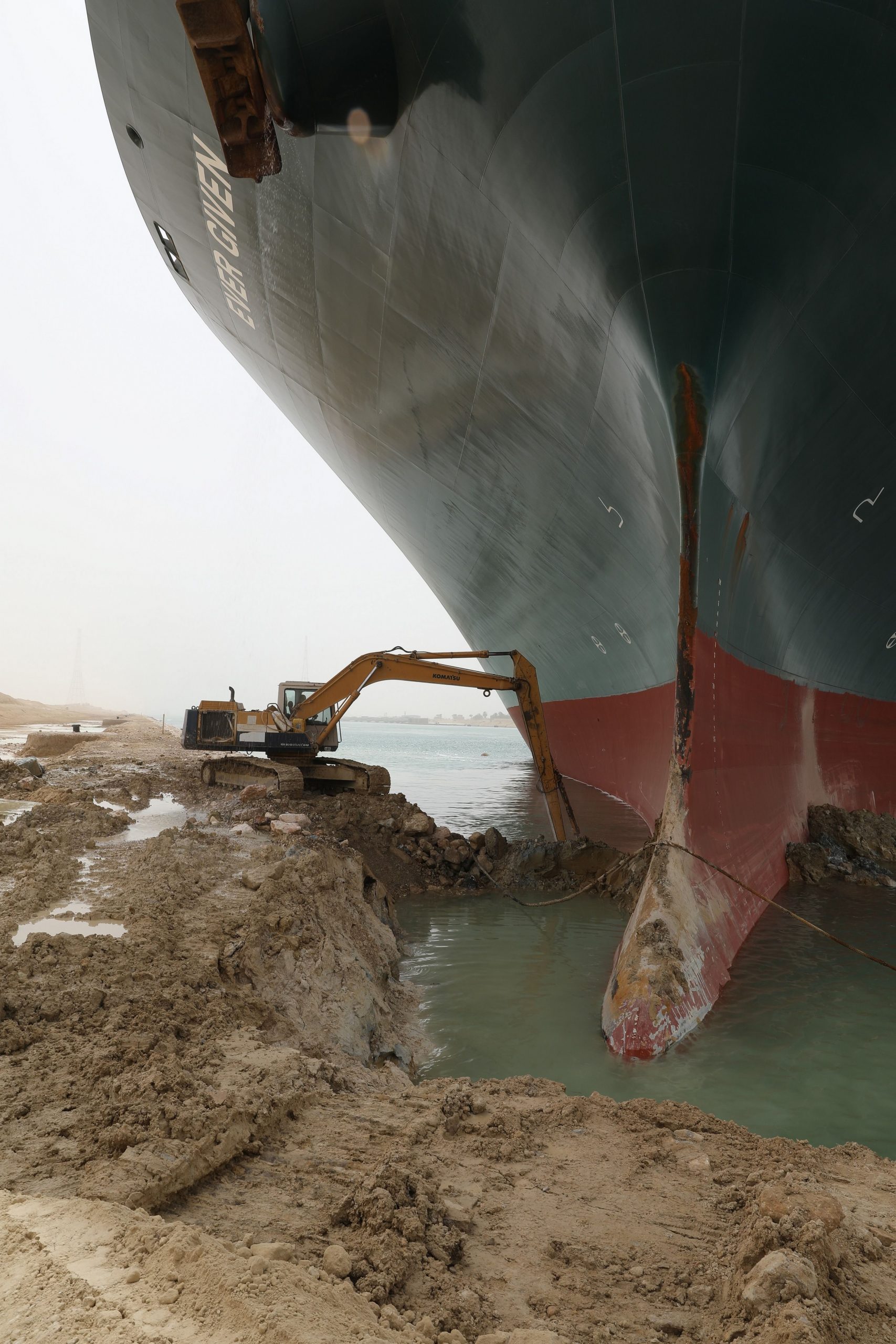 Egypt Suez Canal Cargo Container Aground Rescue