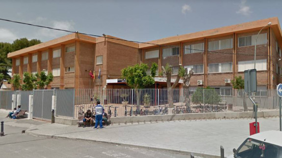 Police Sweep School For A Bomb In Spain's Murcia Region After Threat Is Sent To Teachers And Pupils