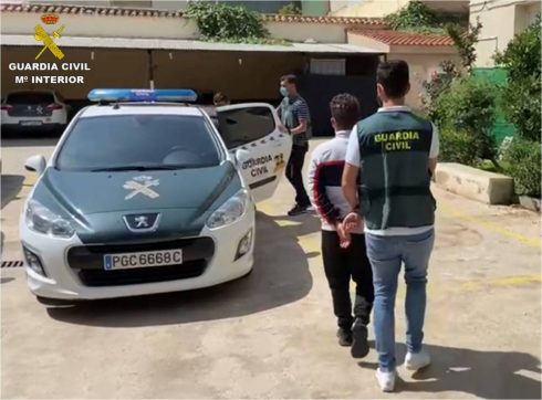 Two Thieves Charged With Stealing From 60 Cars Belonging To Mainly Tourists On The Costa Blanca In Spain