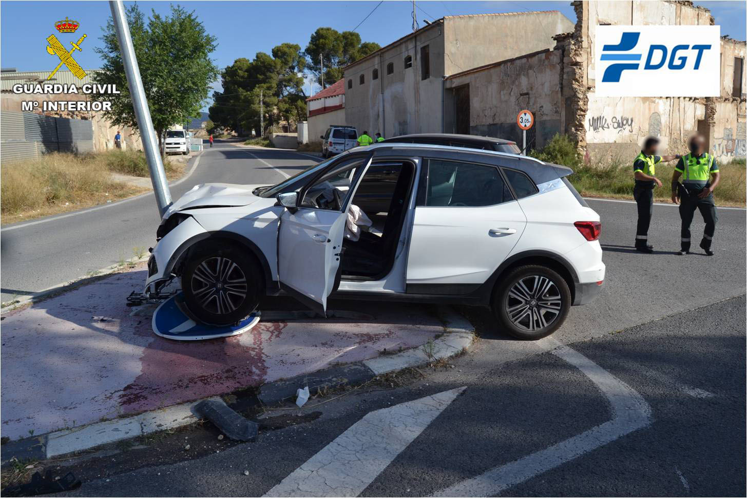 Costa Blanca Motorist Breaks Every Rule Going And Crashes After Police Chase In Spain