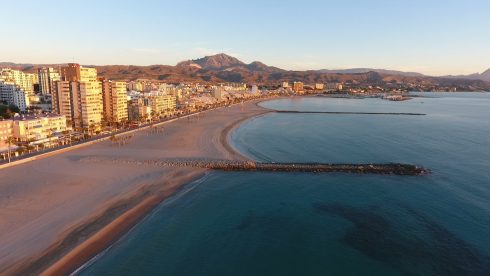 Beaches Will Close At Night In Costa Blanca Town As Young People From Alicante Come For Illegal Outdoor Parties