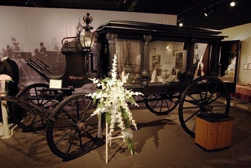 640px Funeral Carriage