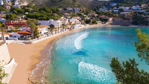 Swimmers Dipping Again In Costa Blanca Waters After Shark Scare In Spain