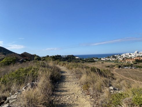 Path From Cb House Into Praia Da Luz