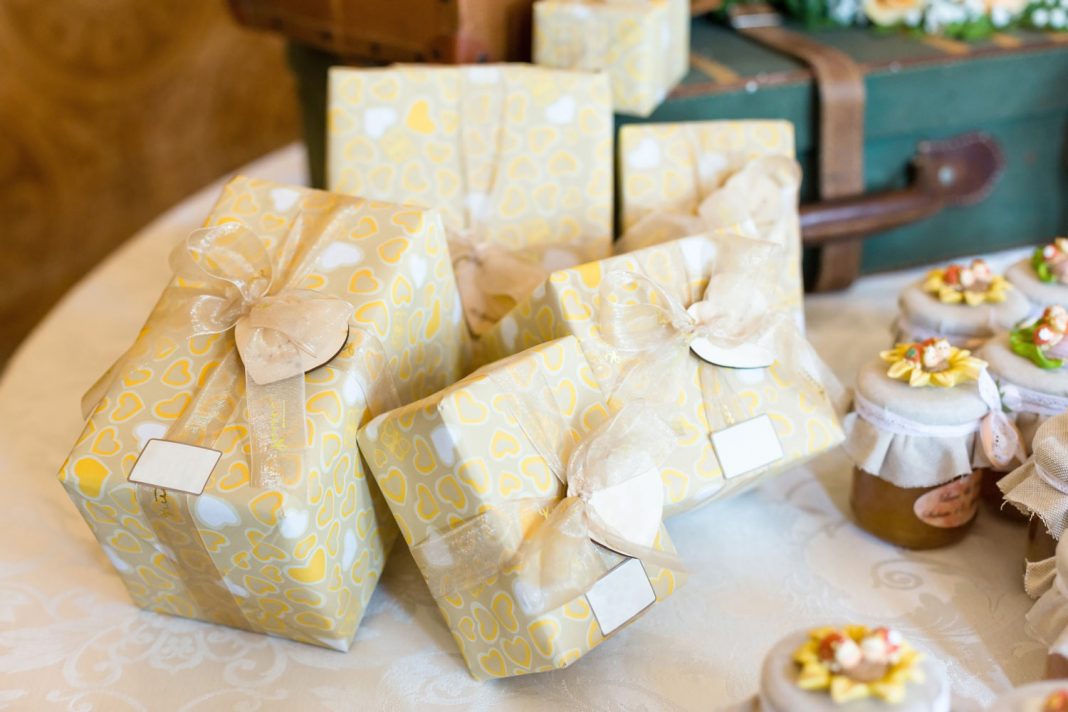 12 Gifts We Can Send If We Can't Attend the Wedding - Olive Press News ...