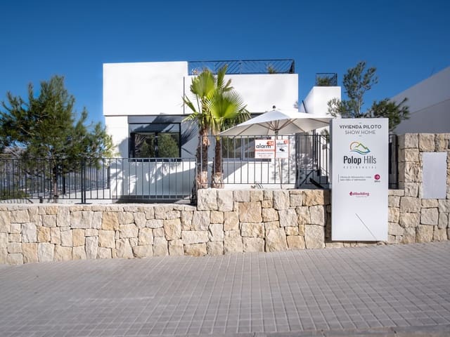 3 bedroom Villa for sale in Polop with pool - € 298