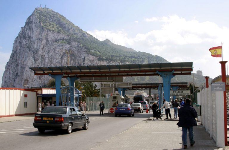 Spain’s ‘rogue border officer’ starts stamping Gibraltar passports ...