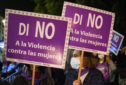 Multitudinarias Manifestaciones En Varias Ciudades De España Contra La Violencia De Genero
