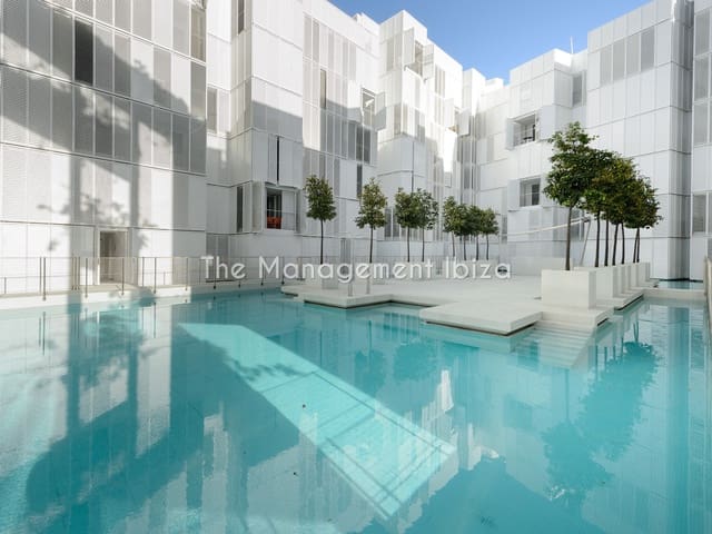 3 bedroom Apartment for sale in Ibiza / Eivissa town - € 690