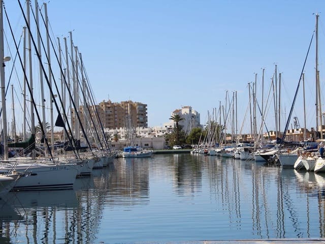 3 bedroom Apartment for sale in La Manga del Mar Menor - € 165