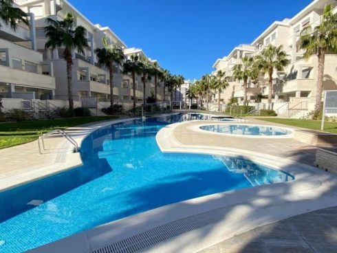 2 bedroom Apartment for sale in Denia with pool garage - € 169