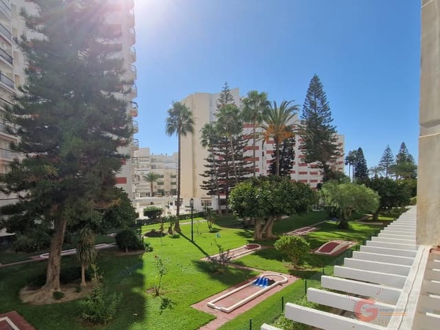 2 bedroom Flat for sale in Salobrena with pool - € 154