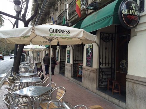 Irish man jailed after glassing pedestrian outside Valencia bar in Spain