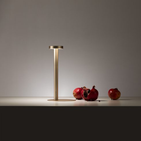 The Tetatet Lamp By Davide Groppi, Bringing Light To The Heart Of The Table Top