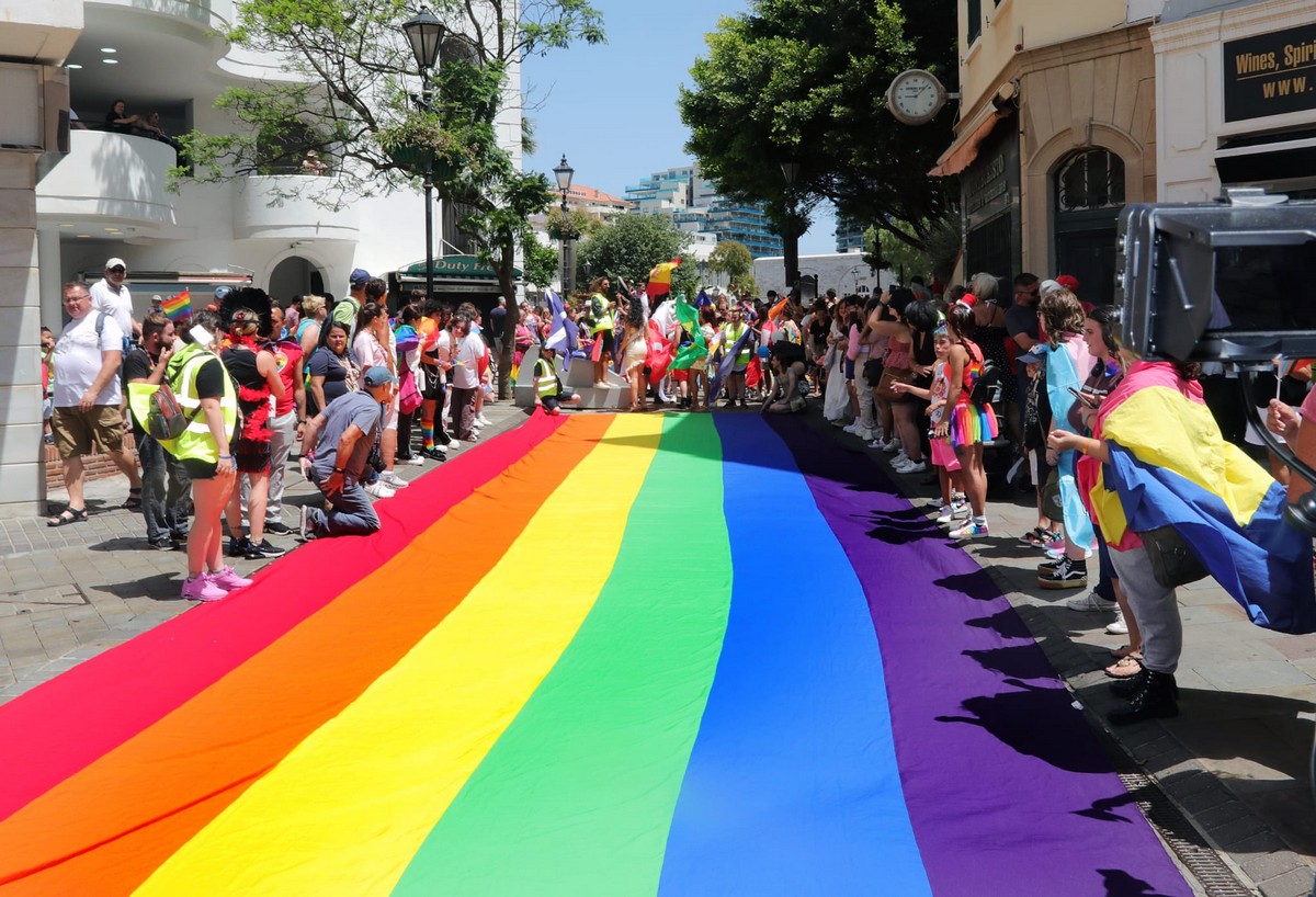 Despliegue De La Bandera Arcoíris