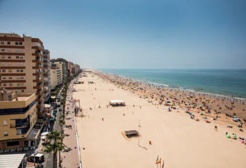 Playa Victoria In Cadiz City