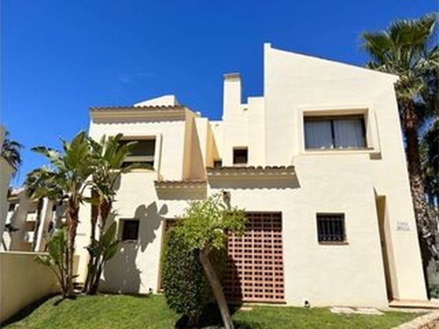 2 bedroom Townhouse for sale in Roda with pool - € 159