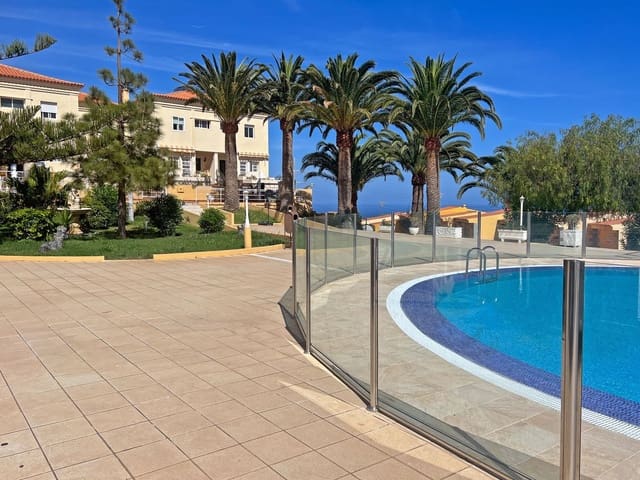 3 bedroom Townhouse for sale in Radazul with pool garage - € 278