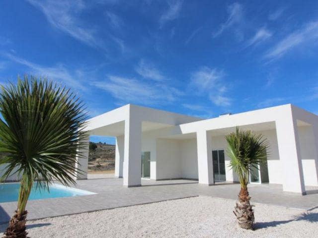 3 bedroom Villa for sale in Pinoso - € 288