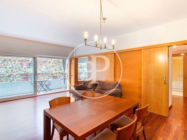 3 bedroom Flat for sale in Barcelona city - € 620