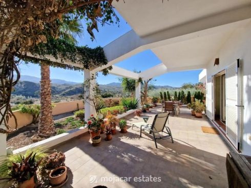 4 bedroom Villa for sale in Alfaix - € 389