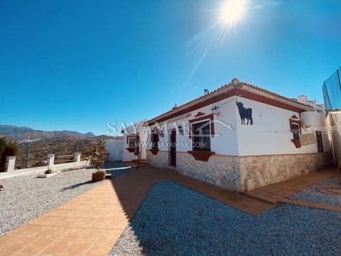 2 bedroom Finca/Country House for sale in Sayalonga - € 200