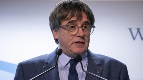 Carles Puigdemont ‘dispuesto a regresar a España y ser arrestado’: el exlíder catalán exiliado se presentará al Parlamento, dice su abogado