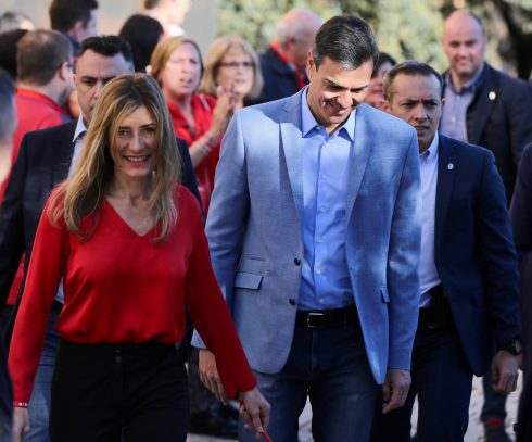 Pedro Sanchez cancels engagements due to death of wife Begoña Gomez's father