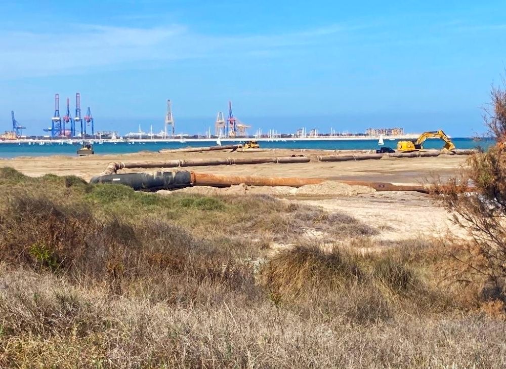 Six 'black flags' handed out to beaches and coastal areas suffering from pollution and 'mismanagement' in eastern Spain