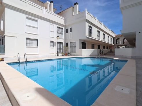 2 bedroom Apartment for sale in Formentera del Segura with pool garage - € 89