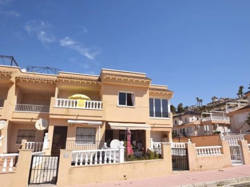 2 bedroom Apartment for sale in La Marquesa with pool - € 125